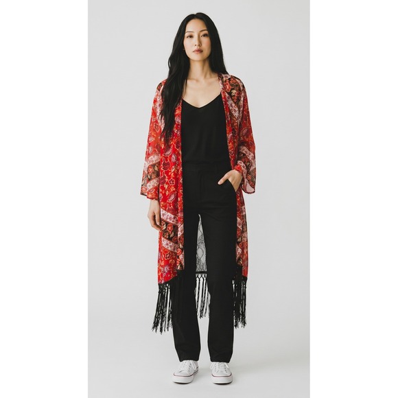 Xhilaration Sweaters - Xhilaration Red Paisley Fringe Kimono XXL Witchy Whimsigoth Festival Boho